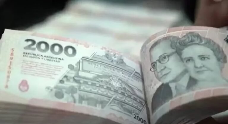 Problemas con los billetes de $2000: ¿Qué pasa en los cajeros automáticos?