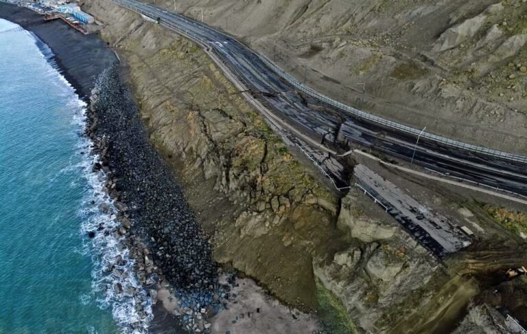 Monitorean la grieta de la Ruta N3, a través de un drone de última tecnología