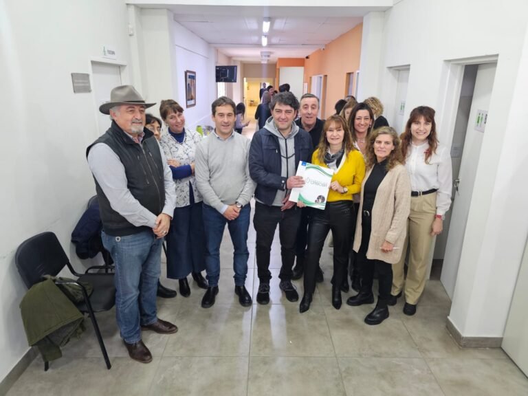 Luque: “Es nuestra obligación acompañar a las instituciones que trabajan desinteresadamente por la gente”