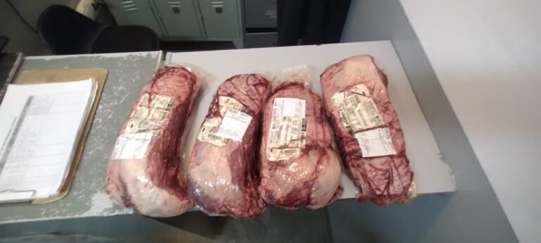 Quiso llevar sin pagar más de 30 mil pesos en carne