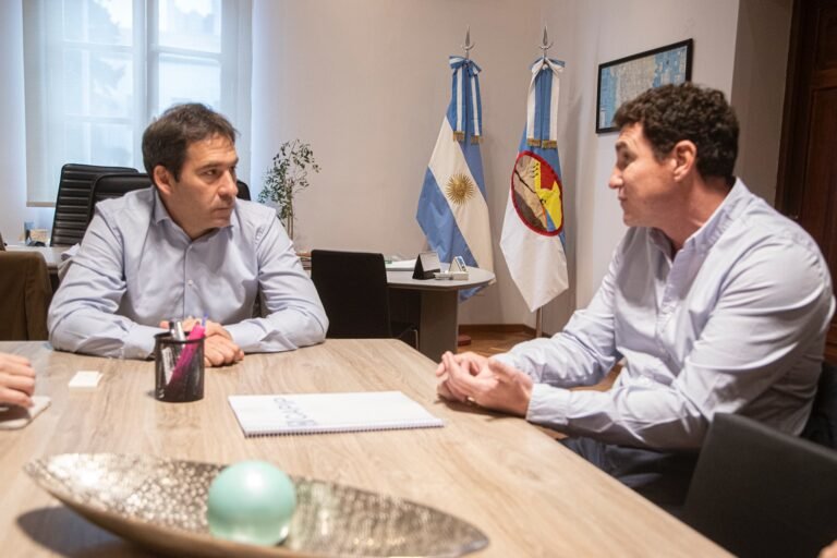 Pesca: Luque recibió al presidente de la Cámara Argentina Patagónica de Empresas Pesqueras