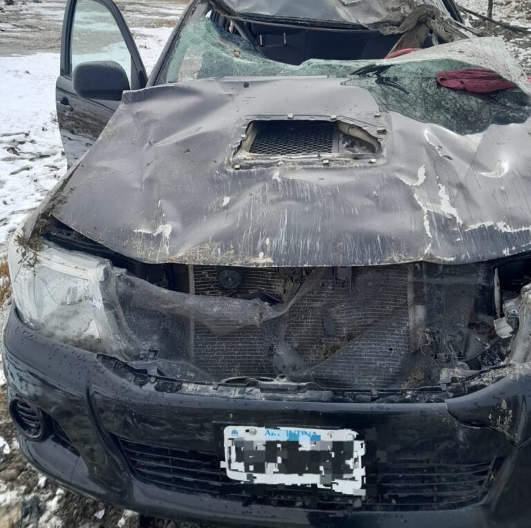 Vuelco con lesionados por mal estado de la ruta