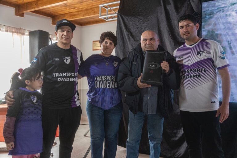Nuevo aniversario de la vecinal y el club del barrio René Favaloro