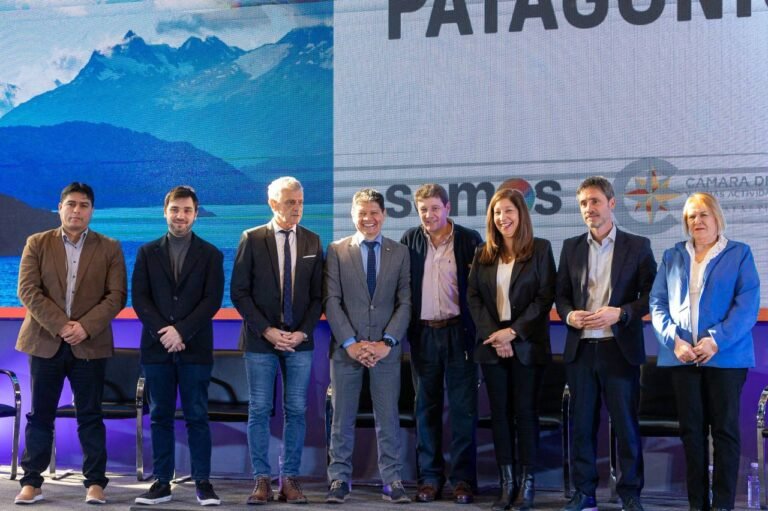 Torres participó junto a Menna del Encuentro Regional Patagónico y llamó a trabajar en una agenda conjunta