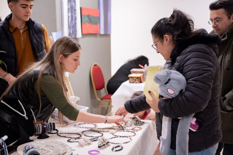 Coro y feria dos opciones para disfrutar del domingo