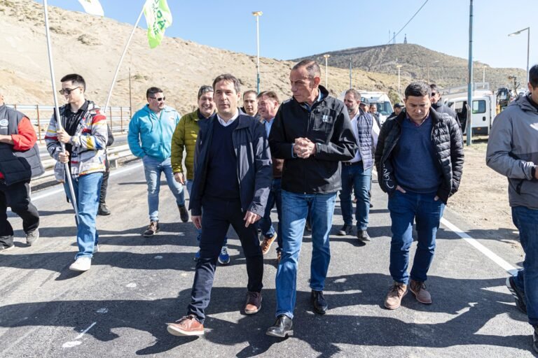 Luque: “Los comodorenses debemos sentirnos orgullosos por nuestra capacidad para salir adelante”
