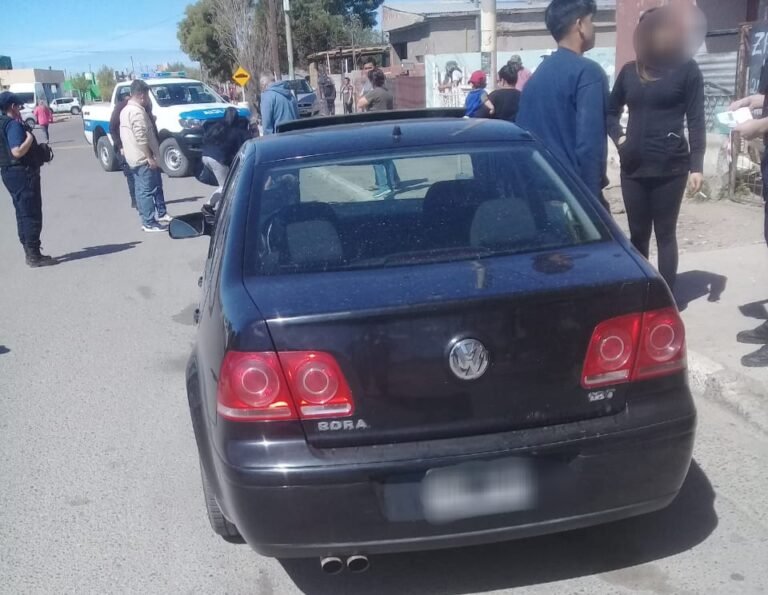 Un automóvil embistió a un niño de 5 años
