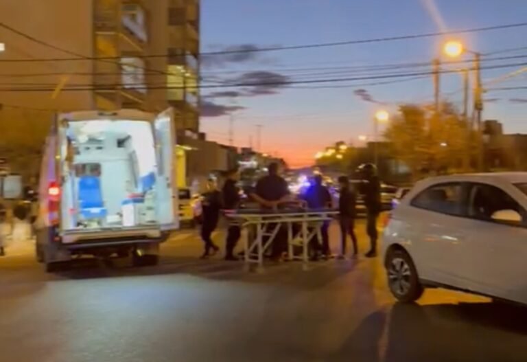 Tras sufrir un ataque, policías chocaron cuando se dirigían al Hospital