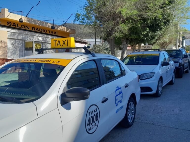 Aprobaron un aumento en la tarifa de los taxis de un 36%