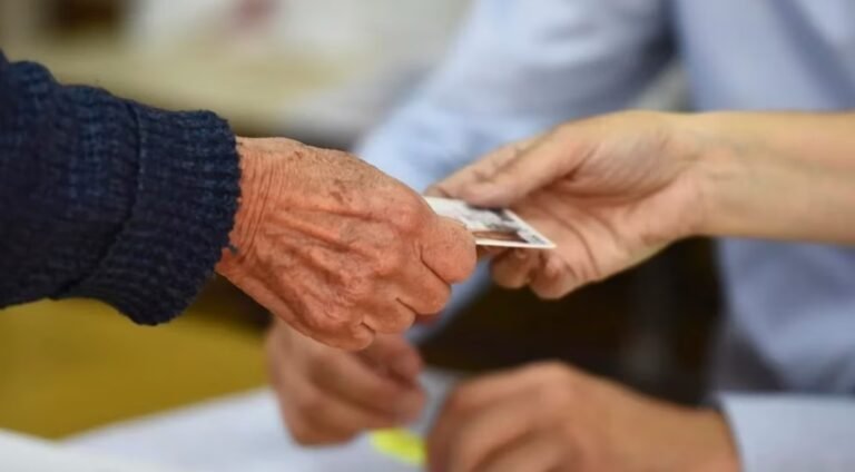 Alertan sobre el envío de mails falsos para cubrir los puestos de autoridades de mesa en las próximas elecciones