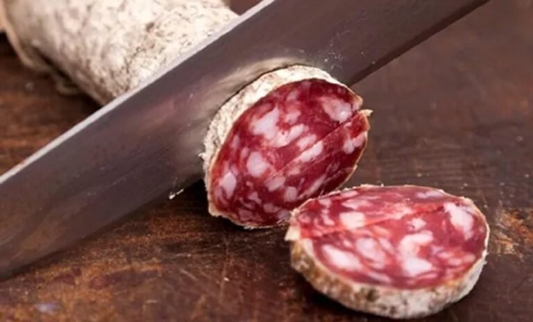 Salamines en peligro: la falta de dólares jaquea la tradicional picada argentina