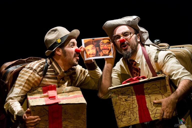 Teatro, guitarra, folklore y muestra de arte