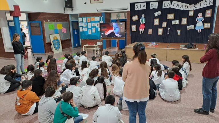 Continúan las charlas en las escuelas sobre protección de derechos en internet