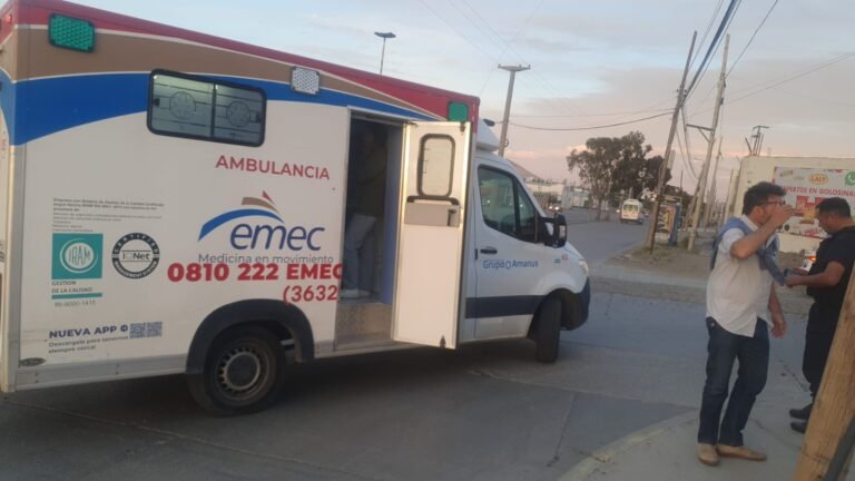 Menores heridos en fuerte choque