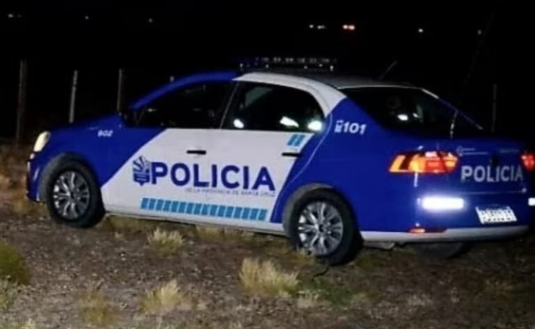 Robó, lesionó con un cuchillo y abuso de una joven