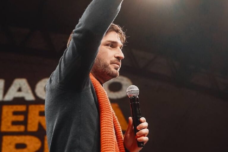 “Chubut no va a poder pagar los aguinaldos producto de la irresponsabilidad de Massa”
