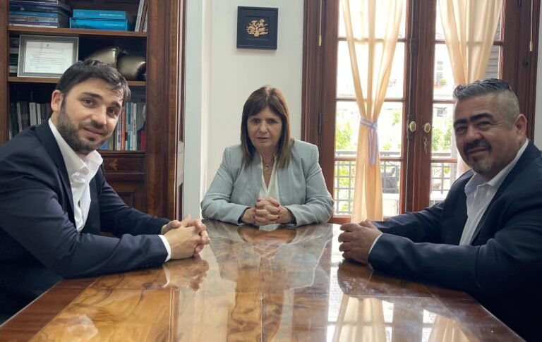Torres e Iturrioz se reunieron con Patricia Bullrich