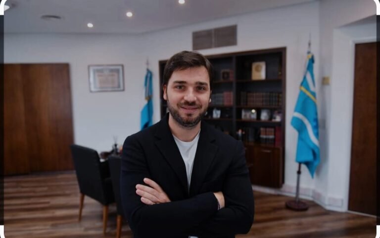 Torres aseguró que esta semana se define la fecha de cobro del aguinaldo