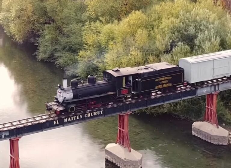 “La Trochita” confirmó el programa de salidas para la temporada de verano