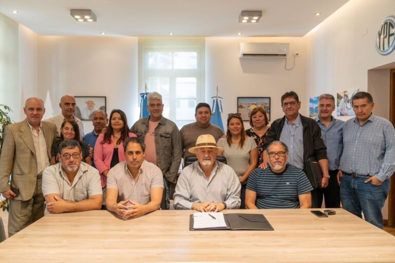 El Municipio y los trabajadores lograron un nuevo aumento del 33% en la pauta salarial del 2023