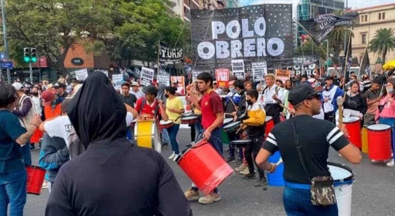 Los movimientos sociales reaccionaron a los dichos de Milei y anticipan tensión en las calles