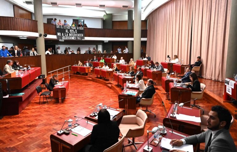 Legislatura aprobó el endeudamiento por 200 millones de dólares