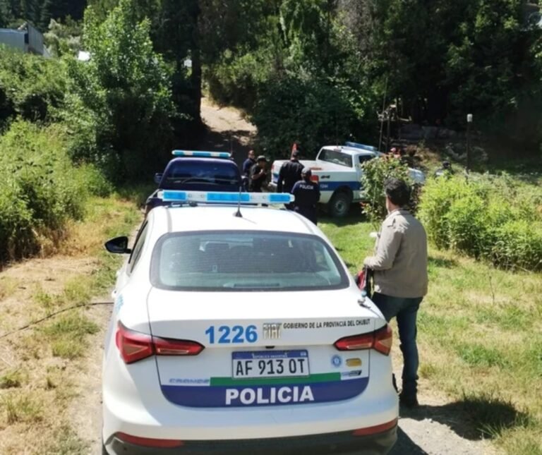 Un turista murió al caer con su bicicleta y golpear contra un tronco