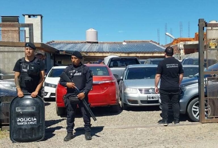 Desbarataron a una red de estafadores en la venta y compra de autos