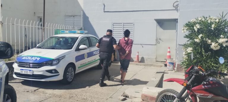 Lo detuvieron en un control por tener pedido de captura