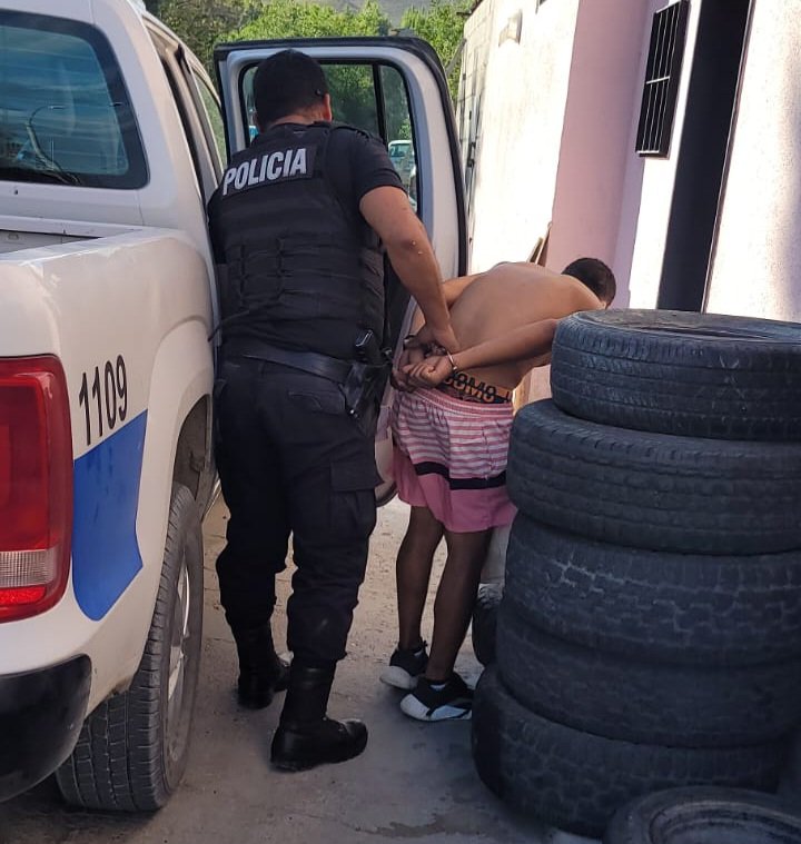 Millapi junto a una menor golpearon a un hombre y dañaron su vivienda