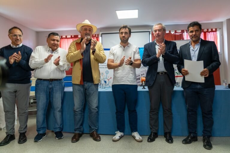 Entregaron equipamiento médico para el Hospital Regional