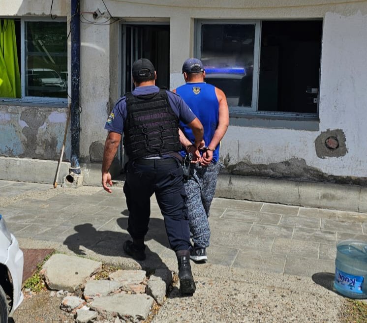 Golpeador y celoso quedó tras las rejas