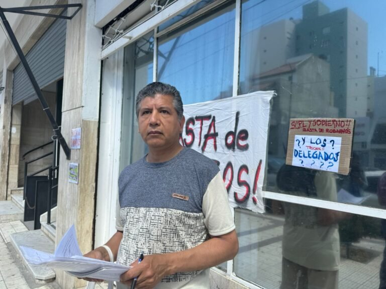 “Todo el arco de los tres poderes es cómplice de las irregularidades que están cometiendo los que conducen la SCPL”