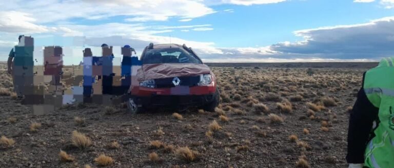 Tres lesionados tras un fuerte accidente en Ruta 40