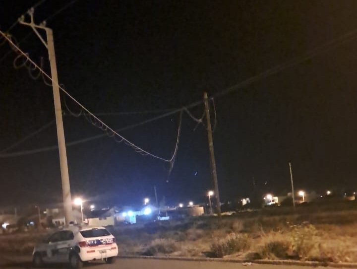 Los atraparon intentando robar cable de fibra óptica