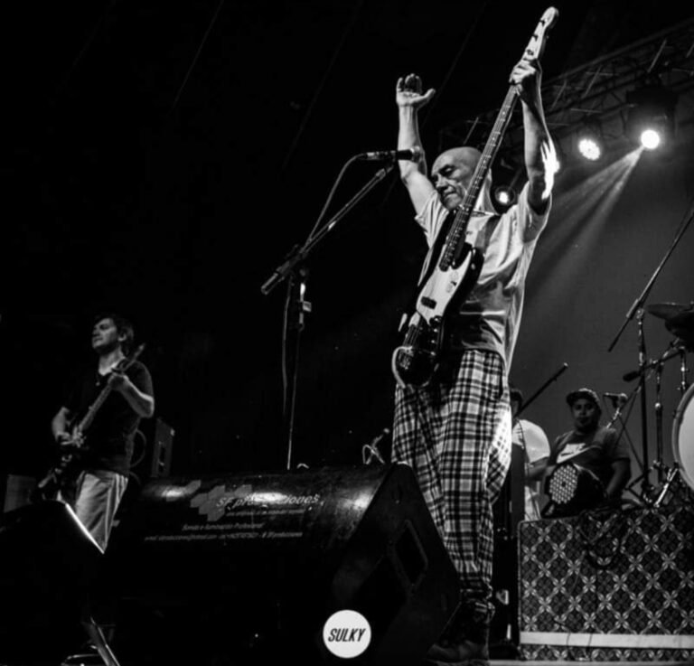 Titin Naves sufrió el robo de instrumentos musicales “me acompañaron gran parte de mi vida”
