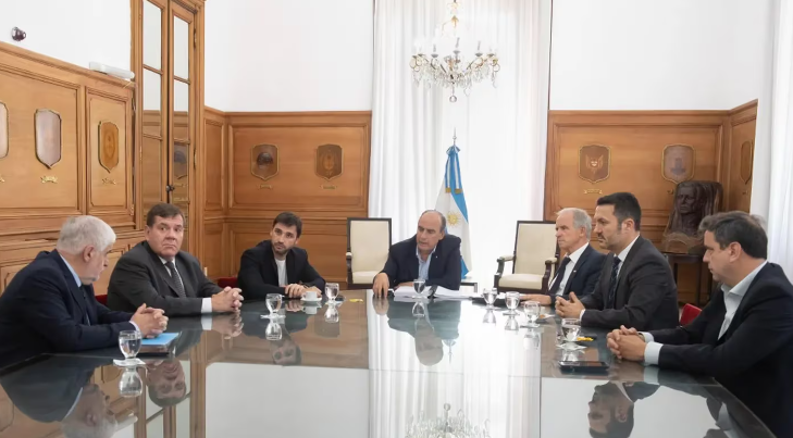 “Está garantizada la soberanía”: los 3 puntos que los gobernadores negociaron con el Gobierno sobre la pesca