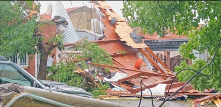 Un temporal causó destrozos en Miramar y también afectó a Mar del Plata