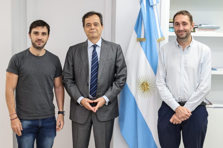Torres destrabó ante Nación los pagos pendientes para continuar las obras del Procrear en Chubut