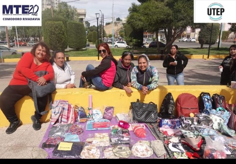 Nueva Feria y Trueque de la Economía Popular en la Plaza San Martín
