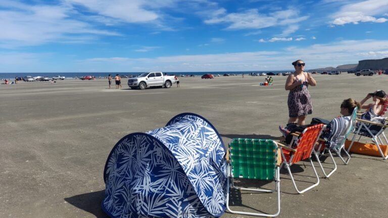 Los comodorenses aprovechan de las playas