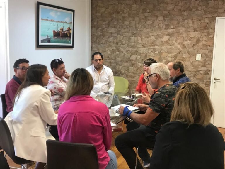 Vecinos de Diadema plantearon preocupaciones por la seguridad en un encuentro con autoridades