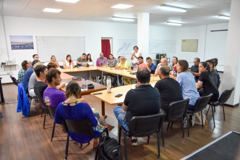 Trabajadores de la cultura de Comodoro fueron recibidos por concejales