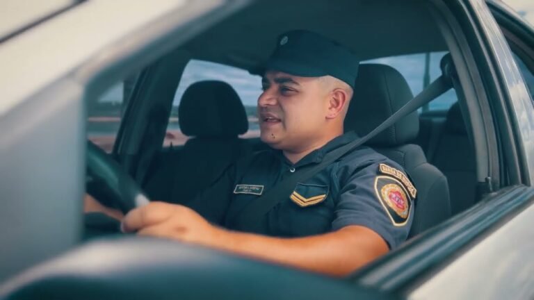 El cuartetazo de la Policía que invita a llamar al 911