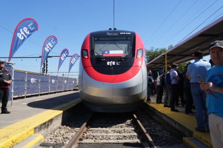 Chile inauguró el tren comercial más rápido de Sudamérica