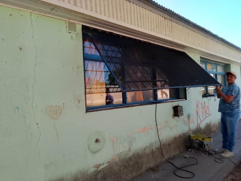 Con cerca de 1000 millones avanzan las intervenciones en más de 100 escuelas