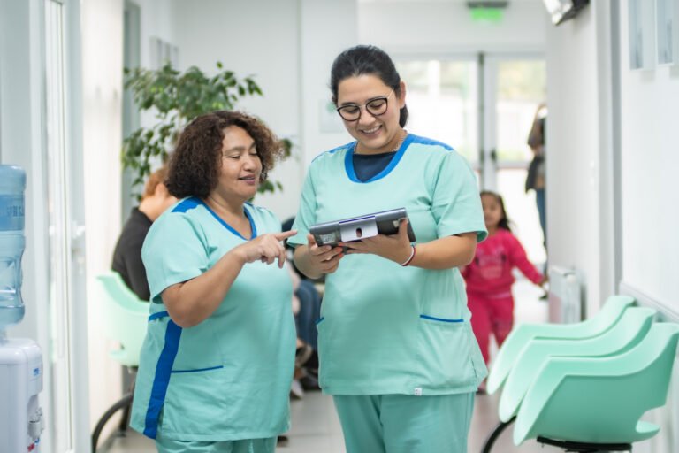 El centro de salud de Rada Tilly invita a completar el esquema de vacunación previo al inicio de clases