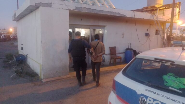 Intentó robar carne de un supermercado y fue detenido