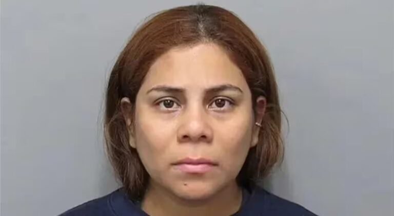 Se fue de vacaciones, dejó a su beba de un año sola y al regresar la encontró muerta por deshidratación