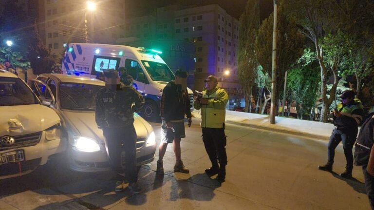 Manejaba borracho y chocó contra otro vehículo